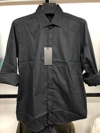 Doğrudan Turia fabrikalarından erkek gömlekleri. TOPTAN