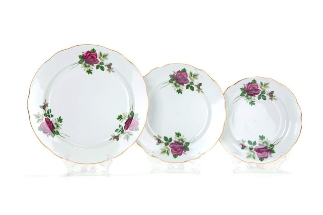 Набор тарелок 18 шт. Черная роза (Вырезной край)