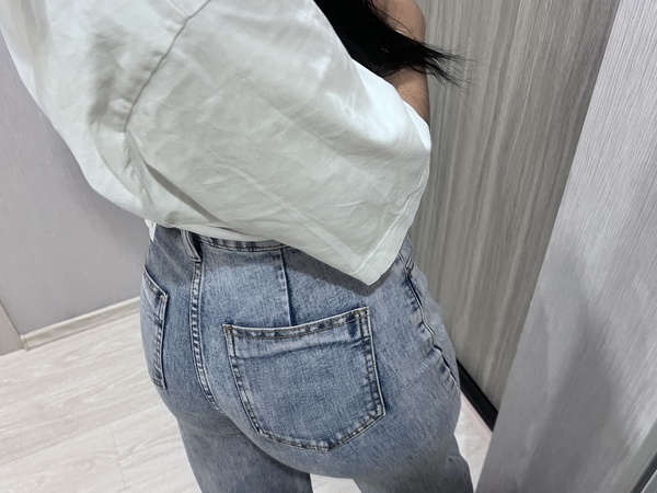 Широкие джинсы