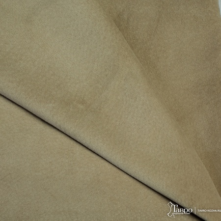 Замша цвет бежевый.