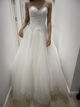 wedding dress Lot 22 pieces brand new with tag. take all