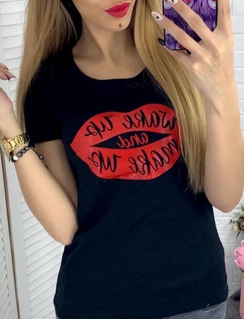 Футболки женские