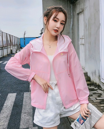 женская ветровка