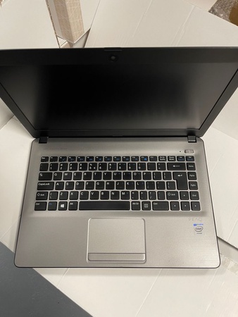 UCUZ DİZÜSTÜ BİLGİSAYARLAR INTEL INSIDE PENTIUM AMD-A4