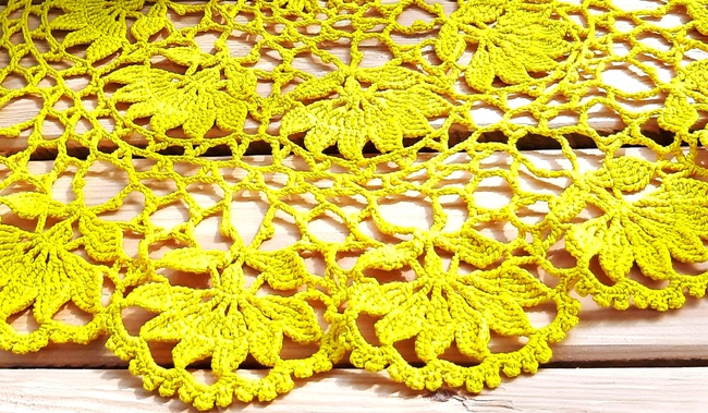 Crochet napkin