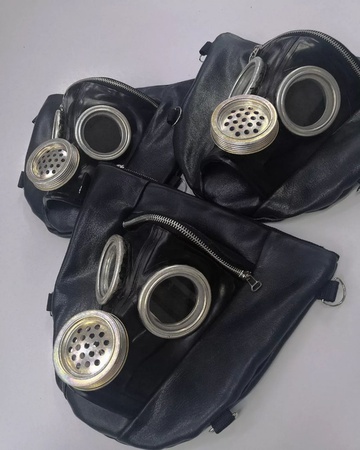 V_hayra markalı sırt çantası