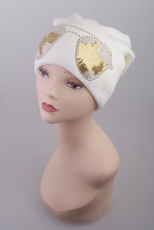 Kadın kışlık şapkalar