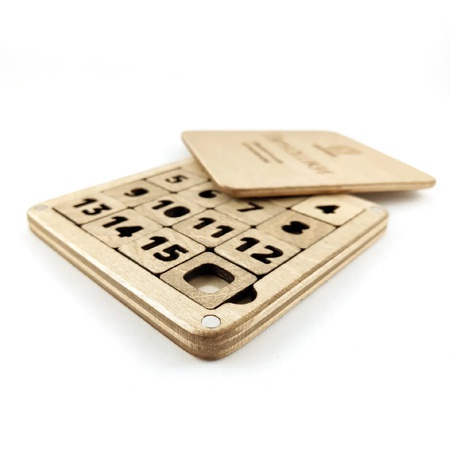 Пятнашки, логическая игра головоломка из дерева