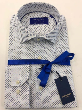 Erkeklerin gömlekleri