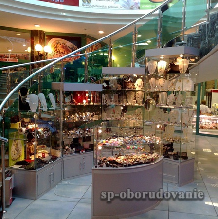 Торговый остров (витринный комплекс)