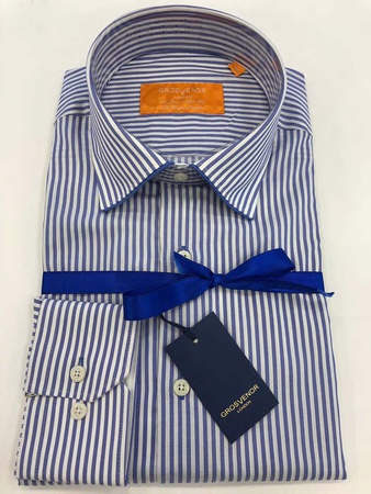 Erkeklerin gömlekleri