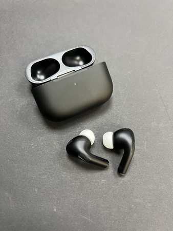 AirPods Pro 2 Toplam Siyah Mat