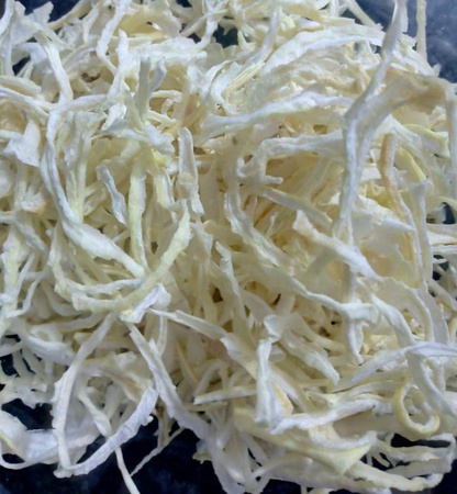 Чеснок и лук в порошке и ломтики