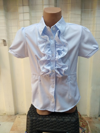 Kızlar için okul bluzları