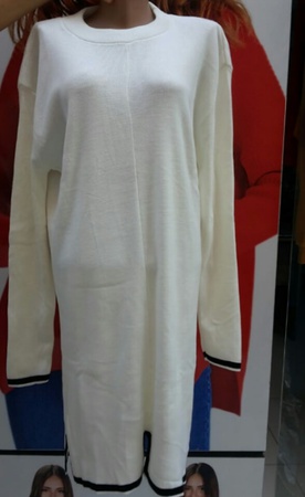 Kazaklar, elbiseler, tunikler, hırkalar