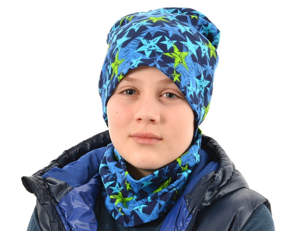 Eşarplı örme bebek şapkaları