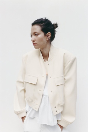 Бомбер под Zara