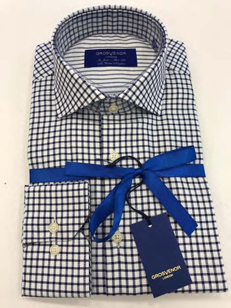 Erkeklerin gömlekleri