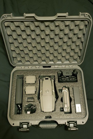 Дрон DJI Mavic 2 с зумом. Комплект Fly More Bundle Kit. и жесткий чехол Nanuk 920