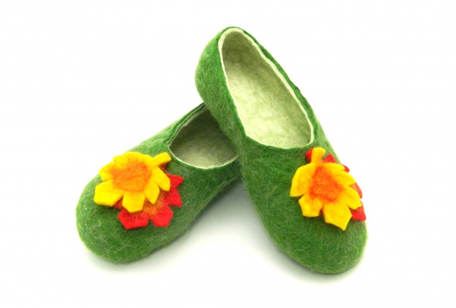 Мягкие домашние тапочки «Листочки»