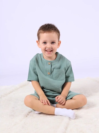 Комплект из муслина (футболка, шорты)