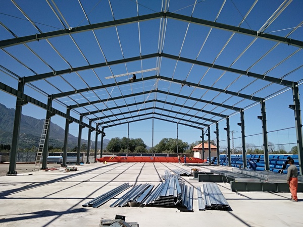steel warehouse/steel workshop/steel chicken house and other steel project buildings
