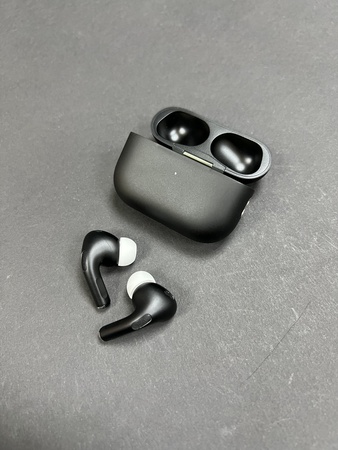 AirPods Pro 2 Toplam Siyah Mat