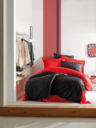 Maxhomen Saturday Night  Duvet Cover Set 100%  Cotton  Anthracite Red Satin Bedding Set, Bedclothes, Wholesale
