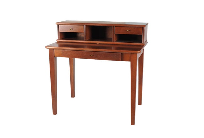 Стол-бюро из массива бука