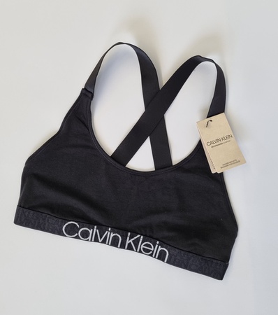 Asos'tan çok markalı karışım (kadın, erkek ve çocuk giyimi)