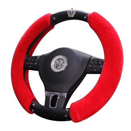 Direksiyon simidindeki örgü, kürklü eko-deri kombine