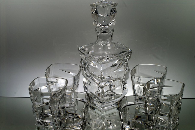 Whiskey sets Crystal Bohemia