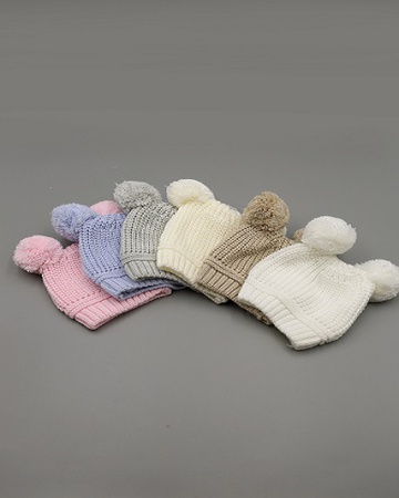 ТРИКОТАЖ САЛОНИКИ ТРИКОТАЖ ИЗ ПРЯЖИ С ДВОЙНЫМИ ПОМПОНАМИ BABY Bean