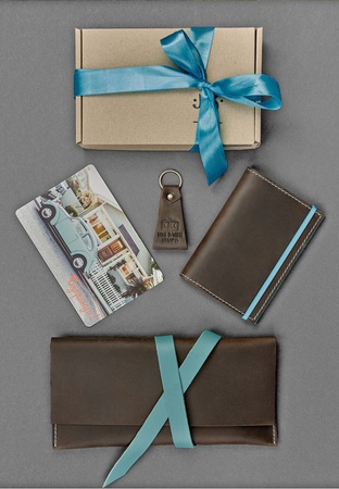 Набор кожаных аксессуаров для путешественника Флоренция