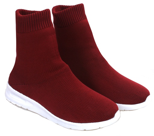 Спортивная обувь