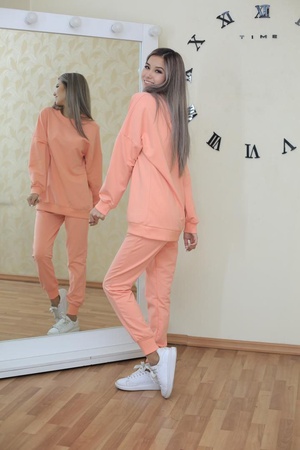 Спортивный костюм