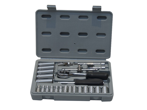 Наборы инструментов в ассортименте