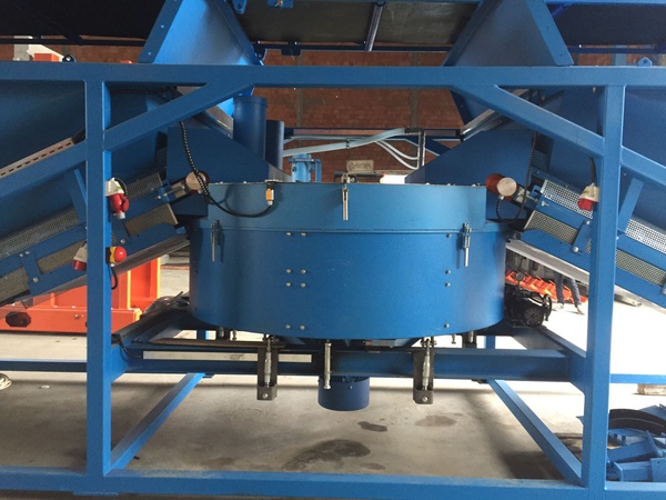 Mobil beton santrali SUMAB K 60