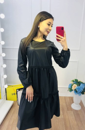 Плать из Кожи