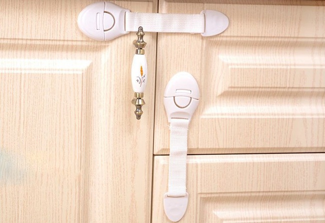 Блокировка дверей и ящиков тканевая защитная