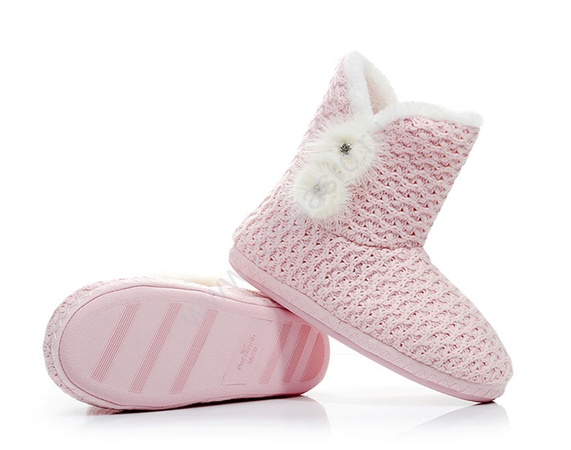 Угги с медальонами из натурального меха L-203