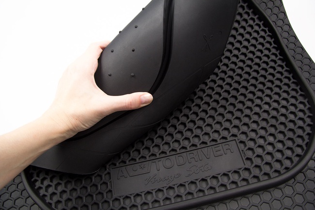 Kauçuk araba paspasları evrensel model "Virage Sota"