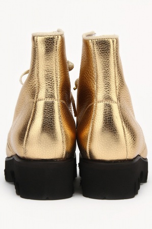 Altın çizmeler s198