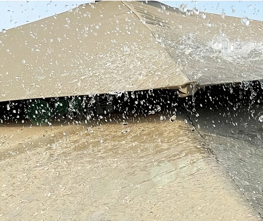 Heavy Duty Cantilever Umbrella – 3m Beaufort 8 Windproof, 8K Dual-Rod Ribs, LED Light – Wholesale