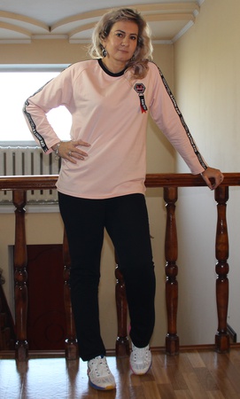 женские спортивные костюмы