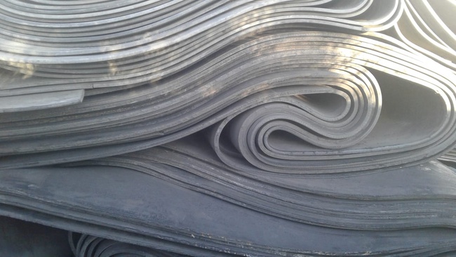 Kauçuk kordon bandı (konveyör bandı)