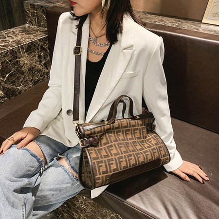 Сумки для женщин