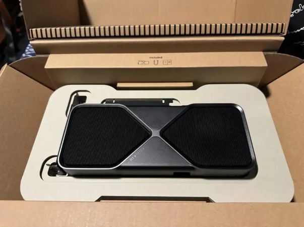 NVIDIA GeForce Graphics RTX 5070 Founders Edition 12GB GDDR7 Card New/Sealed