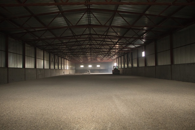 Арочный каркасный ангар 1000 кв.м. под производство  в Саратовской области