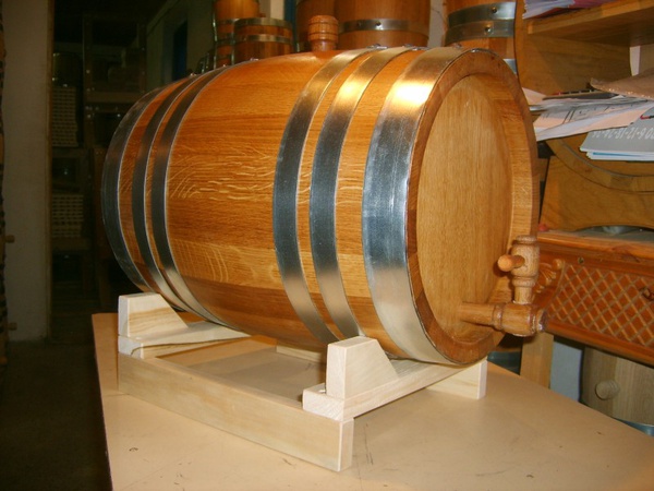 Namlu 50 litrelik ayak, mum (musluksuz)